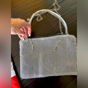 Silver evening bag with 2 straps
